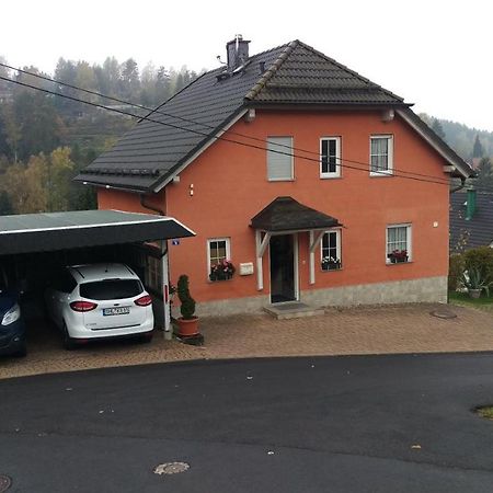 Ferienwohnung Fliederweg Suhl Exterior photo